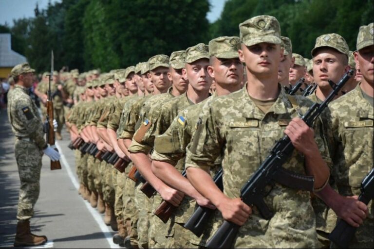 Всеобщая мобилизация в Украине: как долго будут служить призывники в армии  - today.ua