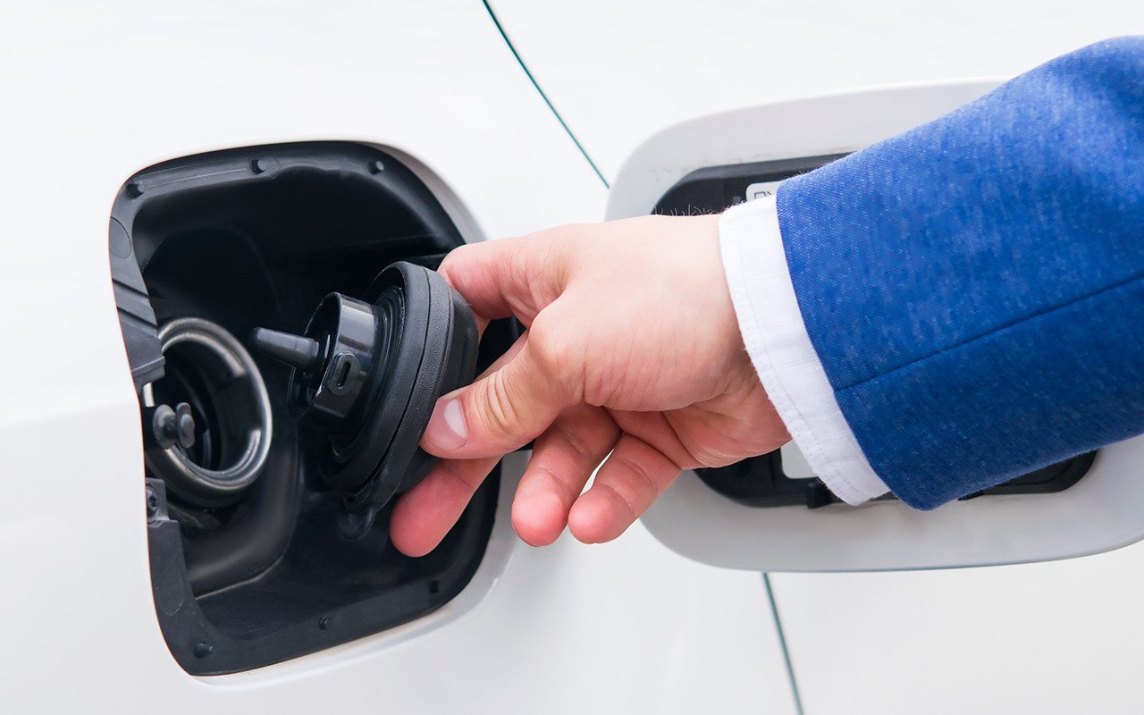 Водіїв попередили, що бензин в Україні подорожчає і без нових акцизів на пальне