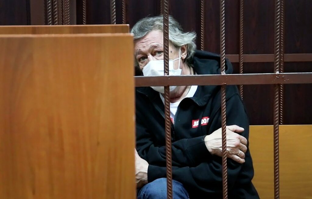Михайло Єфремов, який відбуває покарання за смертельне ДТП, заявив, що більше не буде актором