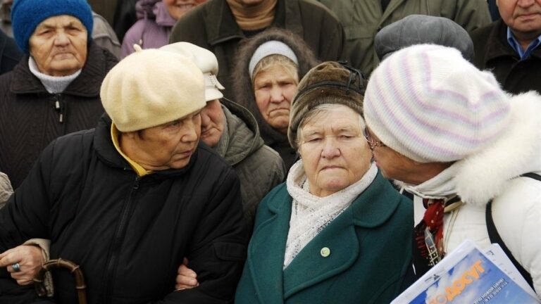 Накопичувальна пенсія провалена: в Раді відмовилися за неї голосувати - today.ua