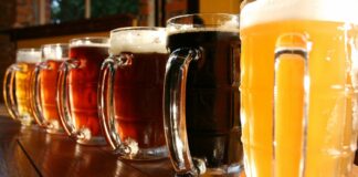 Вчені назвали алкогольний напій, який допоможе зберегти міцні кістки до глибокої старості - today.ua