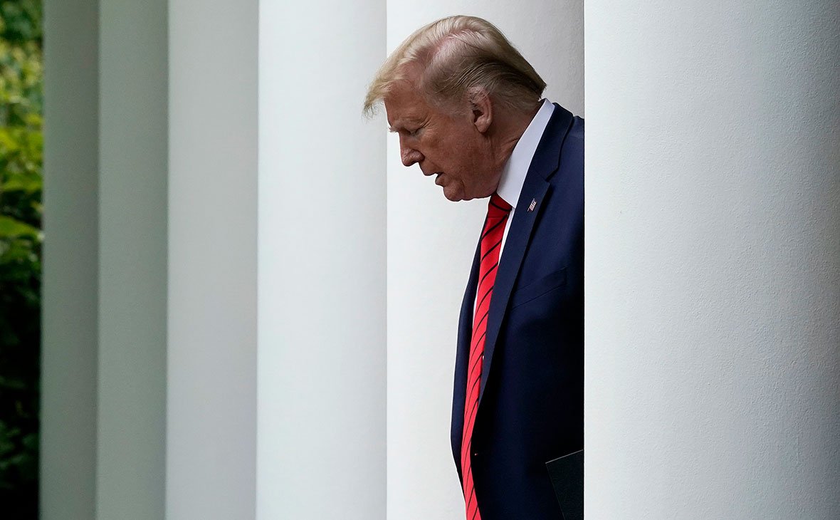 Коронавирус у Трампа: президент США обратился к американцам из больницы