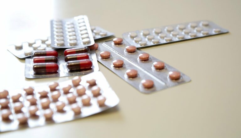 Медики назвали небезпеку вживання жарознижуючих препаратів - today.ua