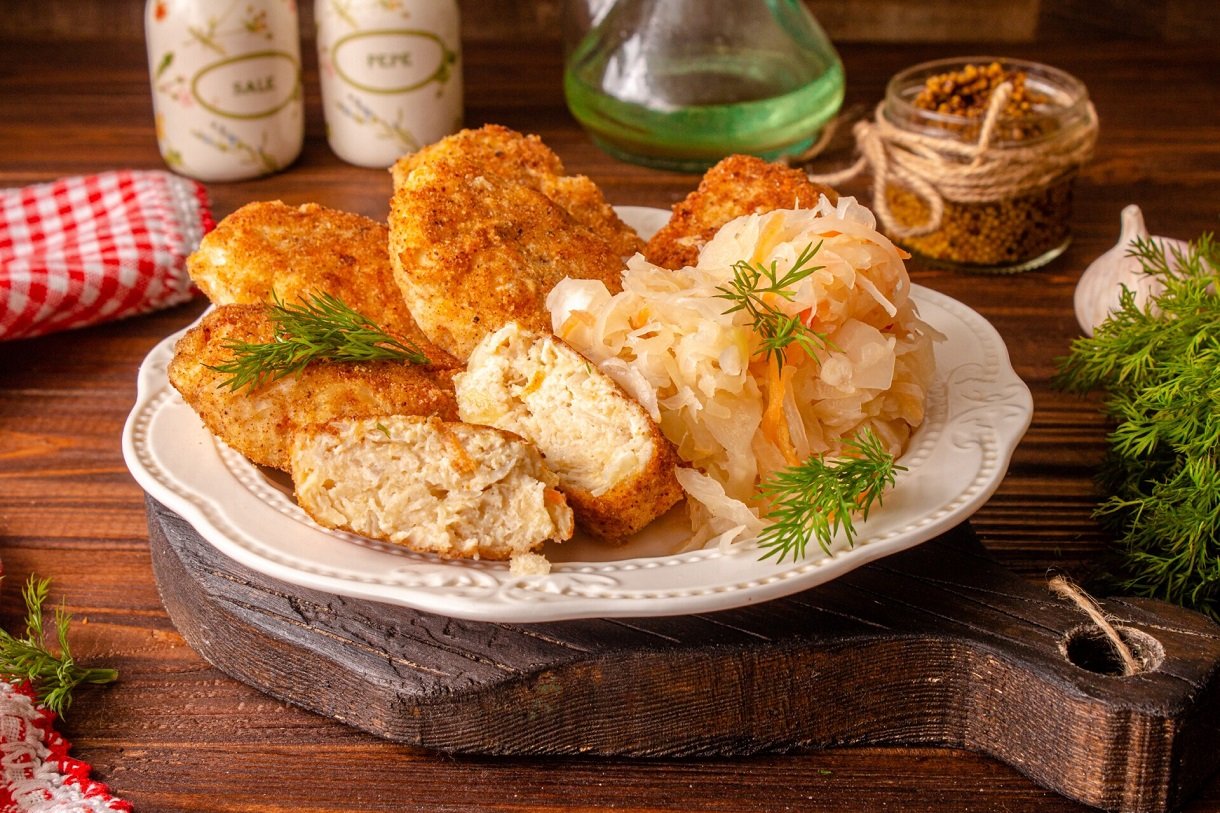 Котлети з квашеної капусти: простий рецепт смачної страви - today.ua