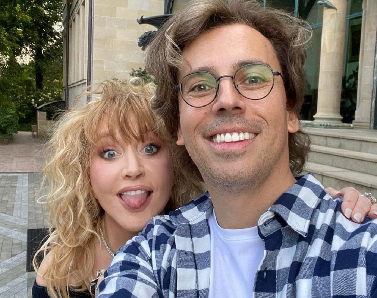 71-річна Пугачова виглядає молодшою за Галкіна: співачка на нових фото сяє красою і щастям - today.ua