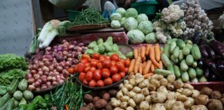 Супермаркеты обновили цены на овощи борщевого набора - today.ua