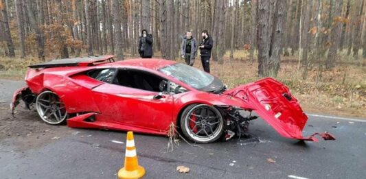 ДТП с элитным авто под Киевом: Lamborghini на скорости в 200 километров слетел с дороги - today.ua