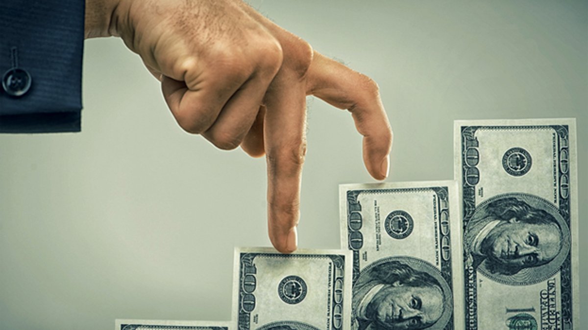 Долар у листопаді продовжить дорожчати: курс НБУ на початку тижня