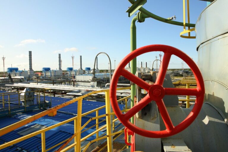 Две платежки за газ от разных поставщиков: “Нафтогаз“ рассказал, как оплатить обе - today.ua