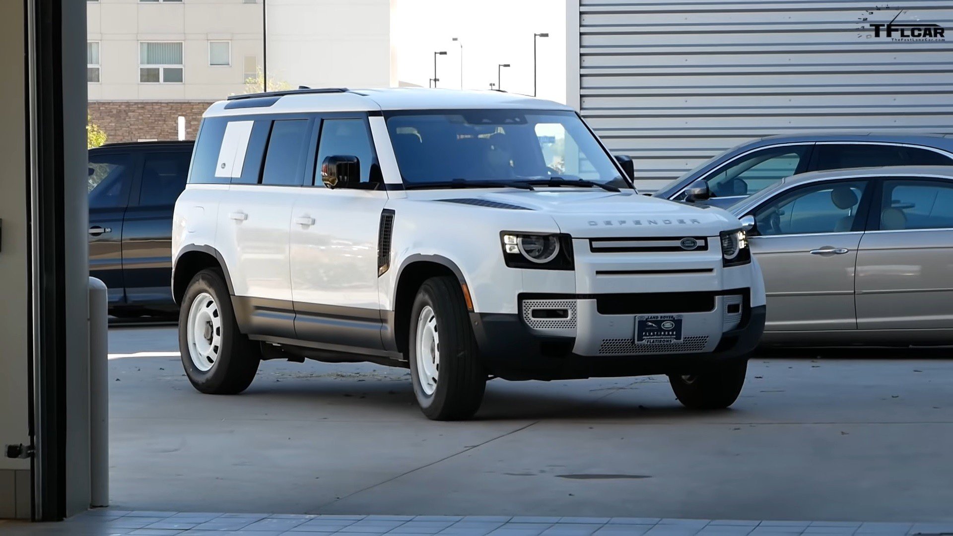Новий Land Rover Defender виявився менш надійним, ніж стара версія - today.ua