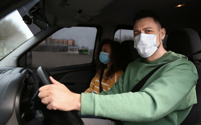 Стало известно, сколько украинских водителей пользуются защитными масками - today.ua