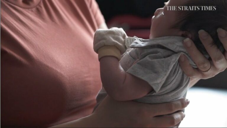 В Сингапуре появился на свет малыш с врожденным иммунитетом к коронавирусу - today.ua
