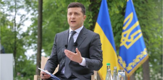 Зеленський закликав українців навчати один одного українській мові: “Мені не випало щастя добре знати рідну мову ...“ - today.ua