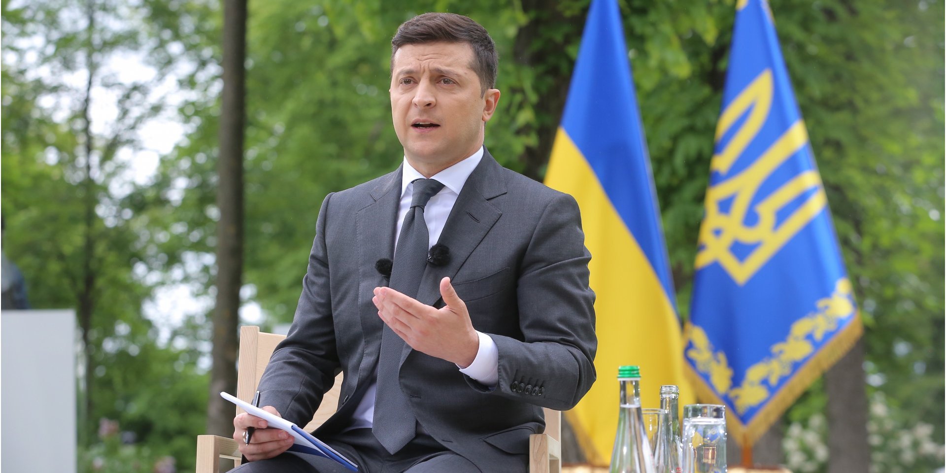 Зеленский призвал украинцев учить друг друга украинскому языку: "Мне не выпало счастье хорошо знать родной язык..."