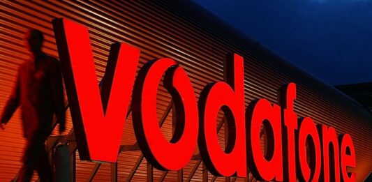 Vodafone подарує на Новий рік своїм абонентам 12 місяців безкоштовного мобільного зв'язку - today.ua