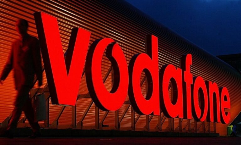Vodafone подарує на Новий рік своїм абонентам 12 місяців безкоштовного мобільного зв'язку - today.ua