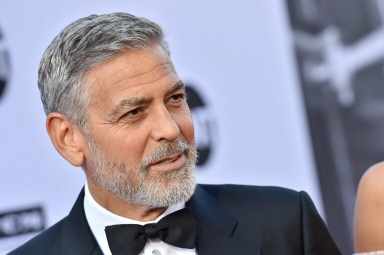 Джордж Клуні потрапив до лікарні після схуднення на 11 кг заради ролі у фільмі «Північне небо» - today.ua