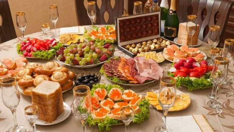 Стало известно, сколько украинцев не смогут себе позволить праздничный новогодний стол в 2020 году - today.ua