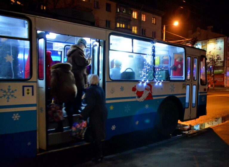 Стало известно расписание работы общественного транспорта в столице в новогоднюю ночь  - today.ua