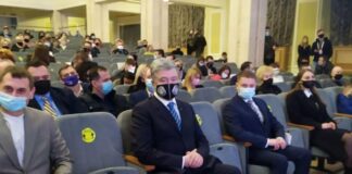 В Ровно атошник обвинил Порошенко в давлении на суд и проклял его семью - today.ua