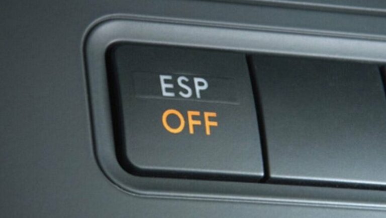 Що водій відключить насправді, якщо натисне кнопку ESP - today.ua