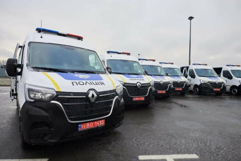 Поліція закупила 30 автомобілів для проведення техогляду “в польових умовах“ - today.ua