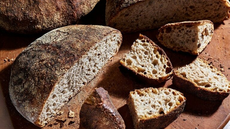 Чорний хліб може бути небезпечним для організму, - медики - today.ua