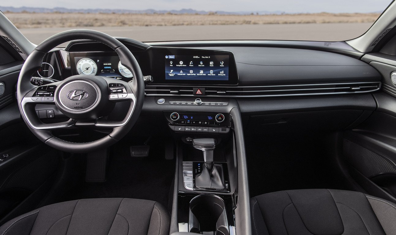 В Украине начались продажи новой Hyundai Elantra В Украине начались продажи новой Hyundai Elantra - today.ua