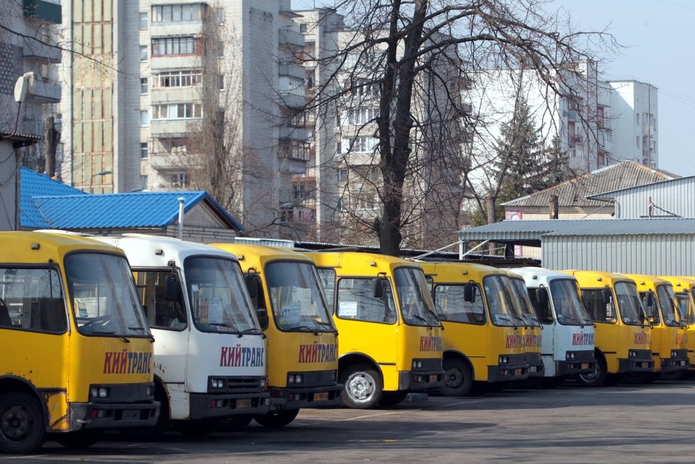 В Киеве передумали повышать цены на проезд: перевозчикам сняли карантинные ограничения