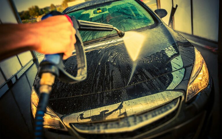 Как зимой правильно мыть автомобиль - today.ua