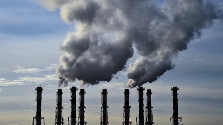 С нового года в Украине можно будет продать воздух: заработает рынок торговли выбросами парниковых газов - today.ua