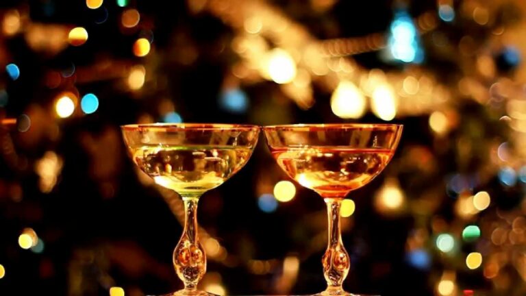 Дієтологи назвали допустиму для здоров'я дозу алкоголю на Новий рік - today.ua