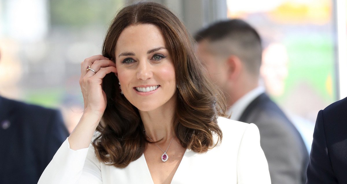 В одному і тому ж платті через 10 років: Кейт Міддлтон не перестає дивувати - today.ua