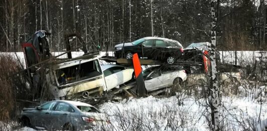 Новые Lada Vesta не доехали к дилеру - today.ua