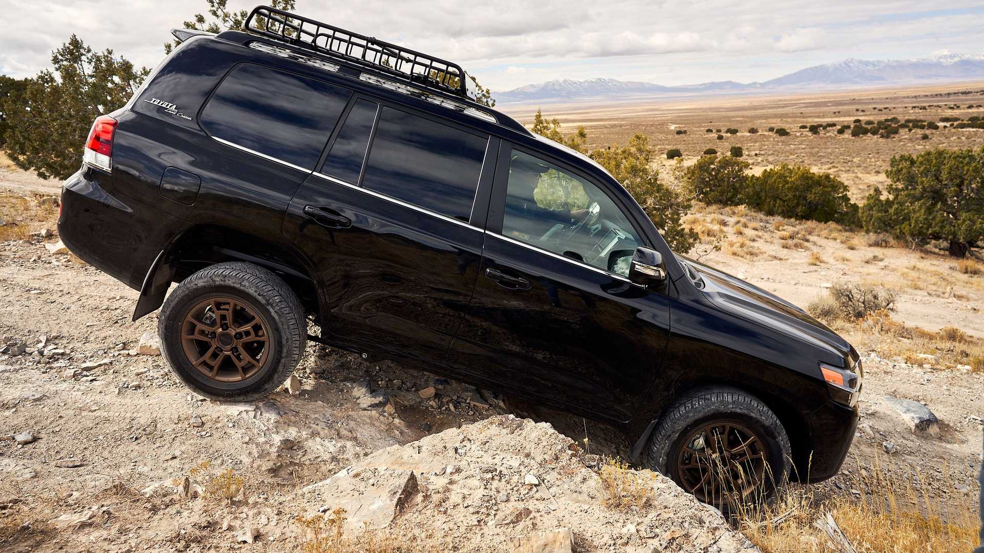 Toyota Land Cruiser 300 лишится мощного двигателя V8 - today.ua