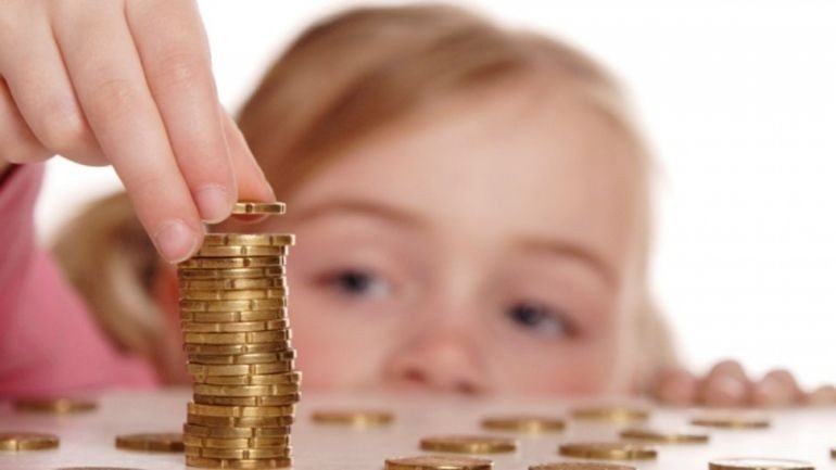 Выплаты на детей в 2021 году будут расти: на кого и сколько дадут