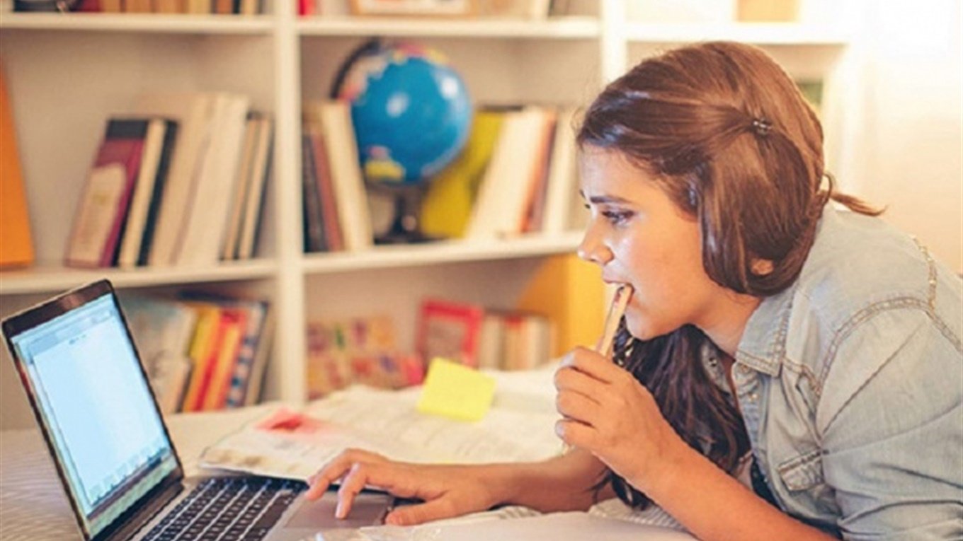 Школярів Львова переводять на дистанційне навчання: мер Садовий зробив заяву