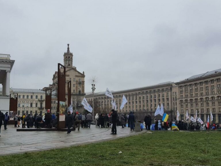 ФОПи в Києві на Майдані протестують проти локдауна - today.ua