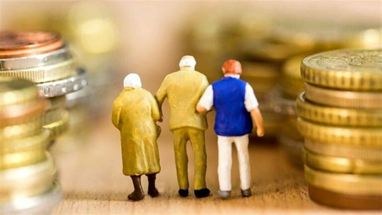Повышения пенсий с 1 января может не быть: вскрылись детали бюджета-2024 - today.ua