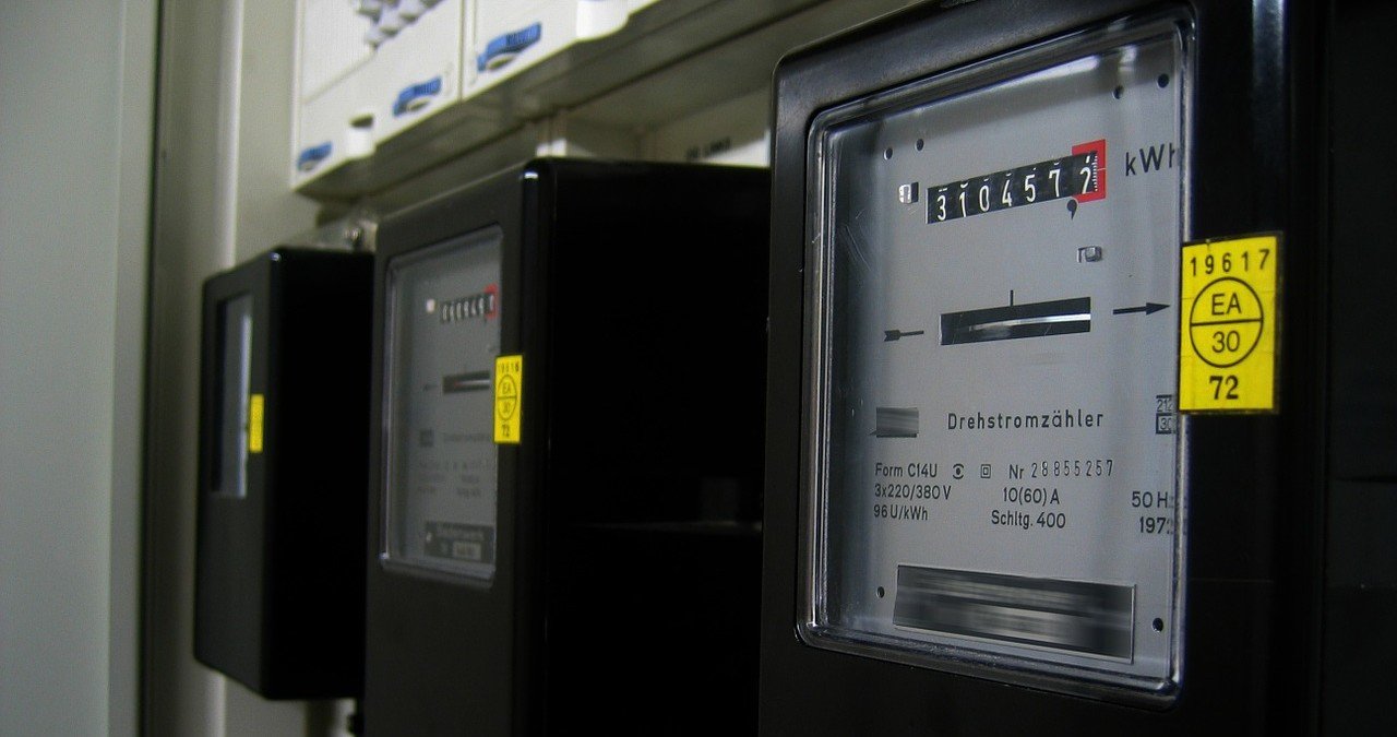 Вскоре в Украине грядет еще одно повышение тарифа на электроэнергию: что ждет украинцев уже в апреле