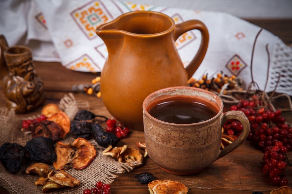 Традиційний узвар із сухофруктів - рецепт однієї з 12 пісних різдвяних страв