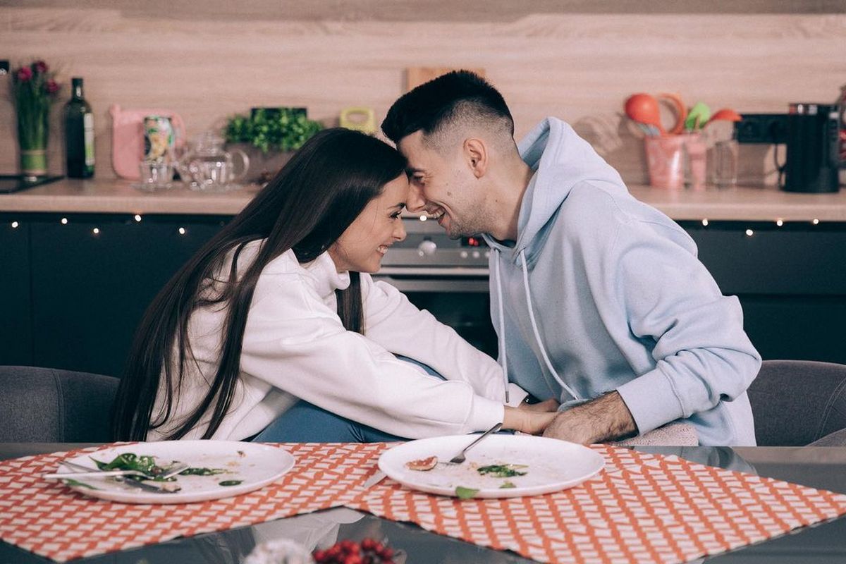 «Холостячка» Ксения Мишина показала кадры с семейного отдыха с Эллертом и детьми - today.ua