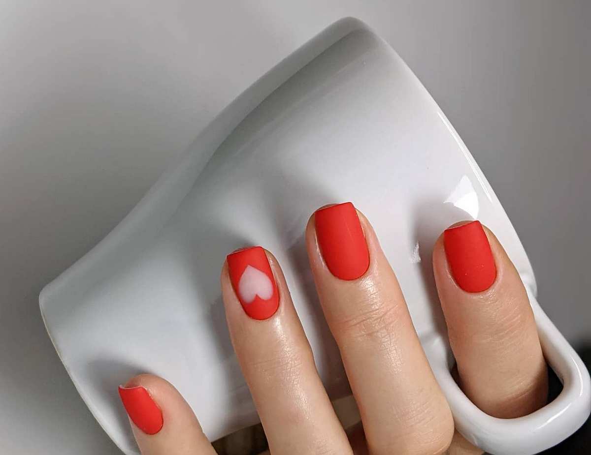 3 способи, як носити червоний манікюр - today.ua