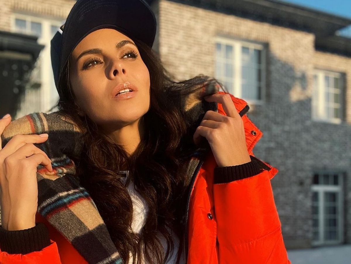 Настя Каменских и Потап устроили веселые покатушки и игры в снегу с кумовьями и крестником - today.ua