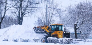 На Закарпатье выпало до двух метров снега: три человека стали жертвами непогоды  - today.ua