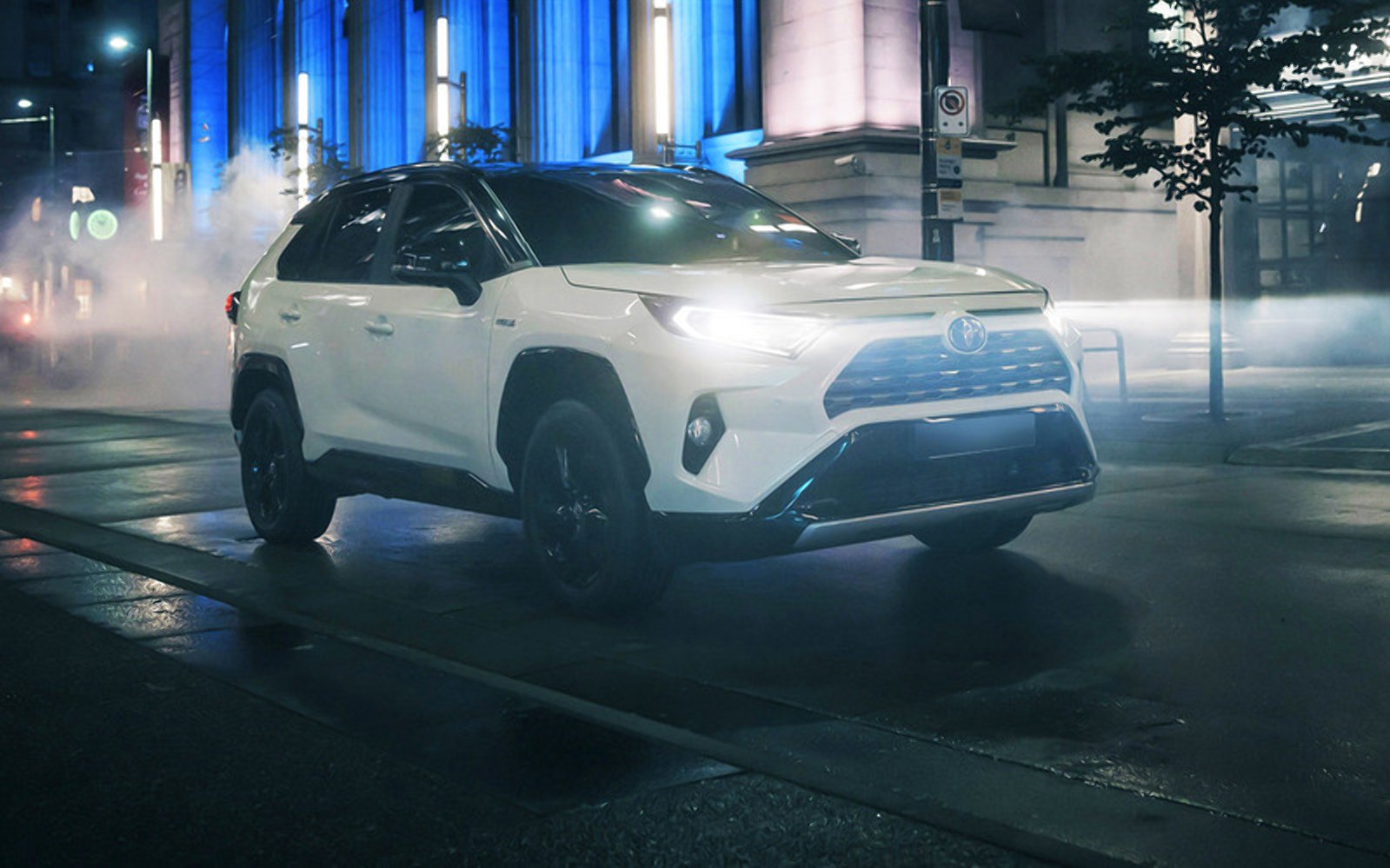 «Секретні» фішки кросовера Toyota RAV4 - today.ua