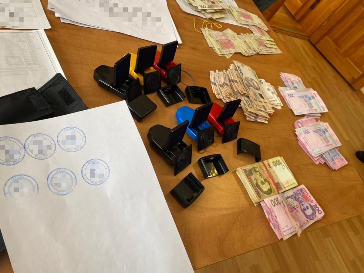 У «Харківобленерго» за злочинною схемою «накрутили» електроенергії на мільйон гривень