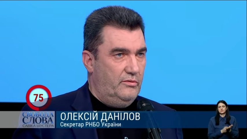 Козак - не єдиний: Данілов налякав депутатів введенням санкцій проти них