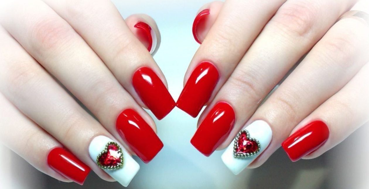 Маникюр ко Дню всех влюбленных 2021: свежие идеи романтичного нейл-арта - today.ua