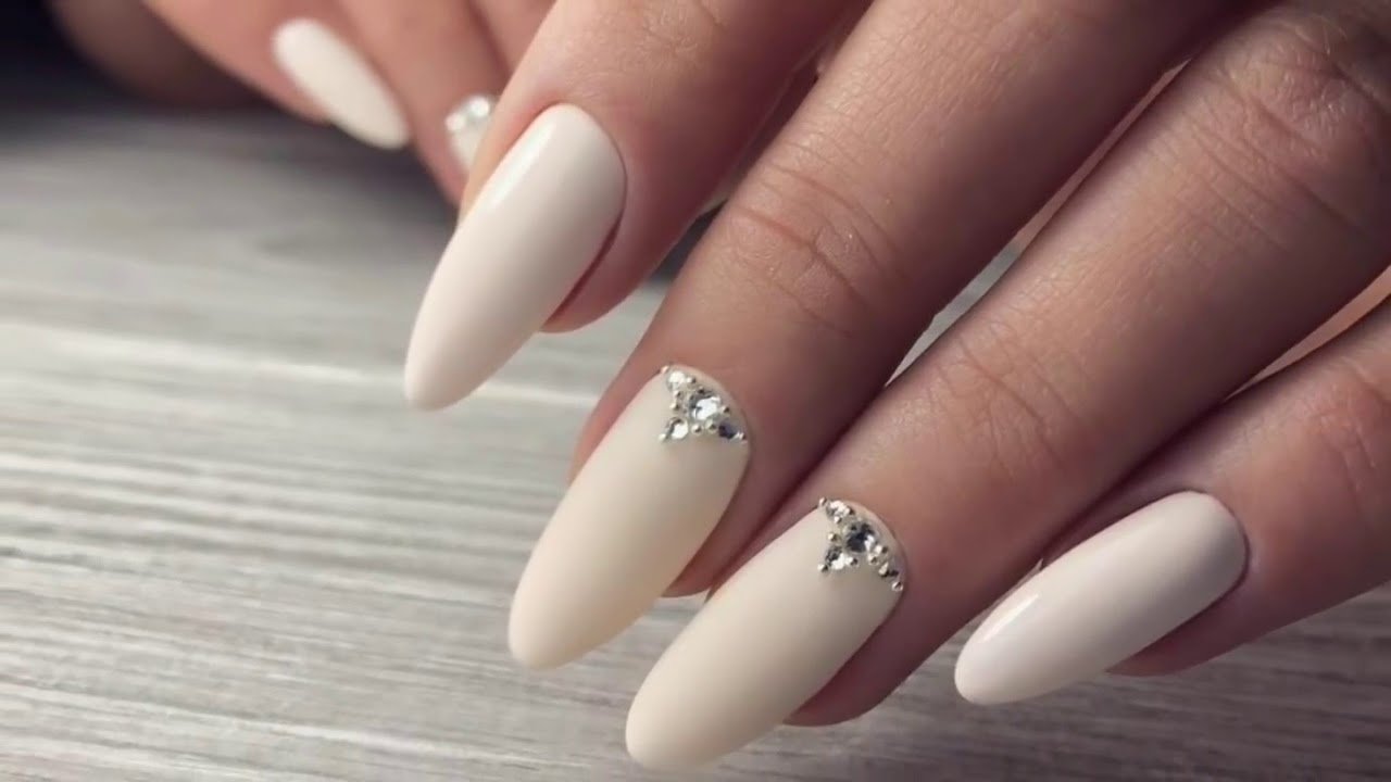 Маникюр на длинные ногти: последние тренды нейл-арта 2021 - today.ua